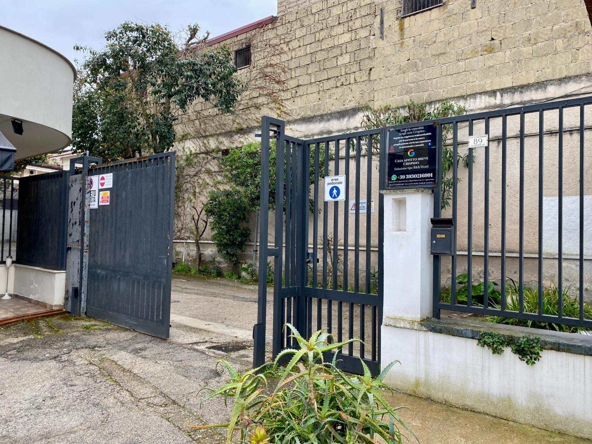 Appartamento Casa Crispino Piano Terra Per 2 Persone Frattaminore Екстериор снимка
